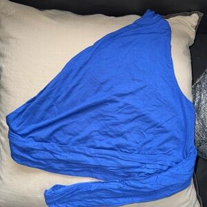 Marciano crop top one shoulder . size M